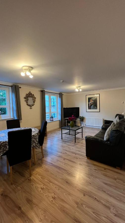 Edinburgh City Centre - Powderhall Modern Spacious 2 Bedroom Apartment With Free Parking Edimburgo Exterior foto