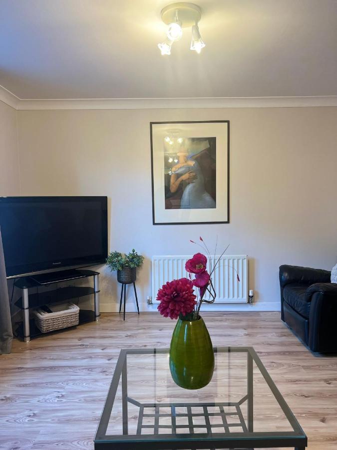 Edinburgh City Centre - Powderhall Modern Spacious 2 Bedroom Apartment With Free Parking Edimburgo Exterior foto