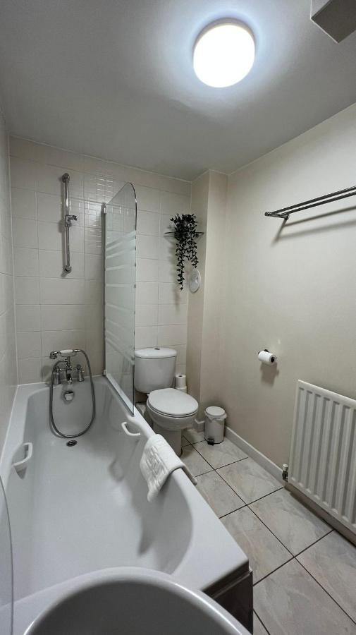 Edinburgh City Centre - Powderhall Modern Spacious 2 Bedroom Apartment With Free Parking Edimburgo Exterior foto
