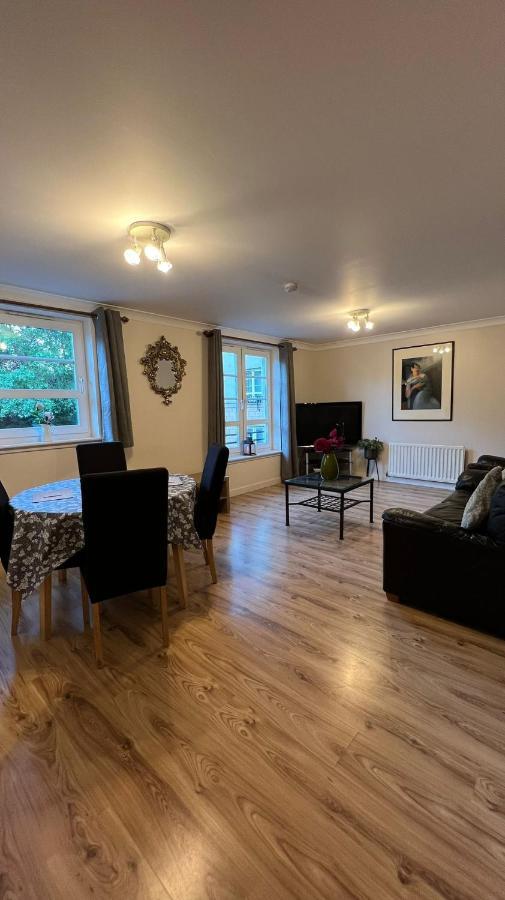 Edinburgh City Centre - Powderhall Modern Spacious 2 Bedroom Apartment With Free Parking Edimburgo Exterior foto